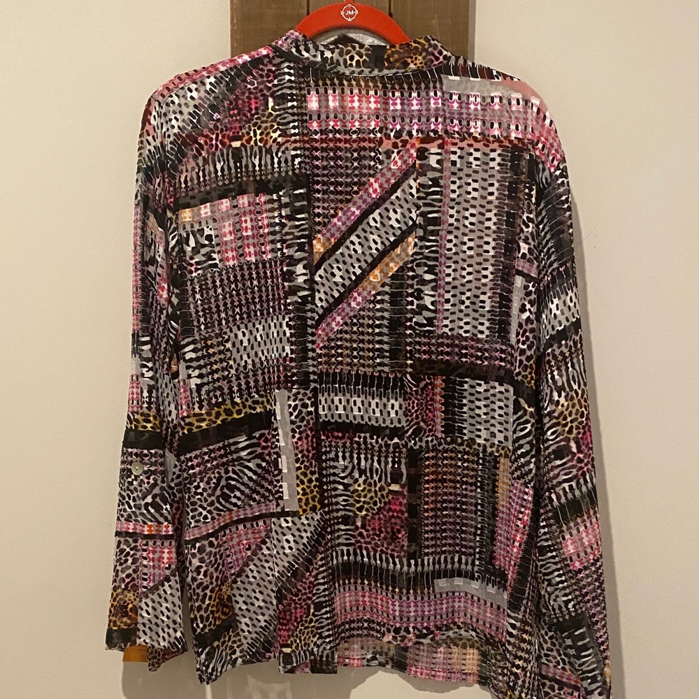 Ruby Rd. Pink And Black Patterned Top - image 6